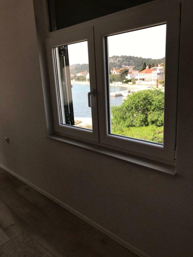 Relaxing Whole Top Floor Apartment By The Sea 扎博里克 外观 照片