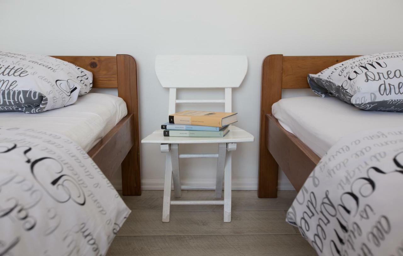 Relaxing Whole Top Floor Apartment By The Sea 扎博里克 外观 照片